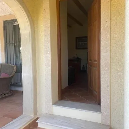Villa Cosy With Private Pool And Mountain View