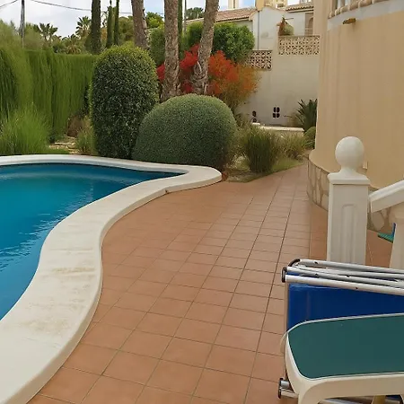 Cosy With Private Pool And Mountain View Villa